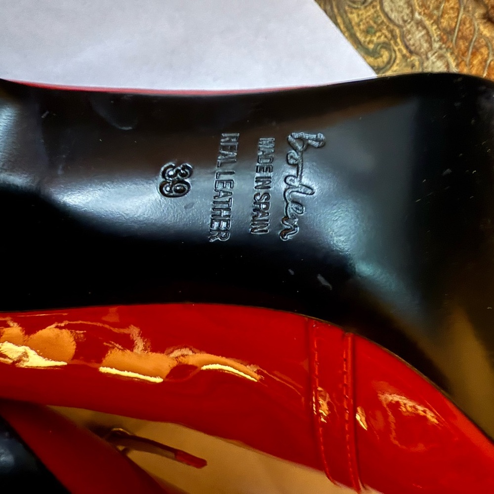 Boden Red Patent Mary Jane Pointed-Toe Heels - Picture 4 of 9